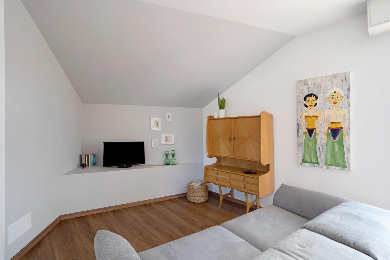 La Casa Del Riccio Daire Arona Dış mekan fotoğraf